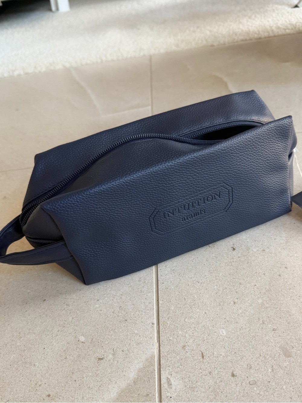 ARAMIS Mens Navy Faux Leather Toiletry bag with side carry loop